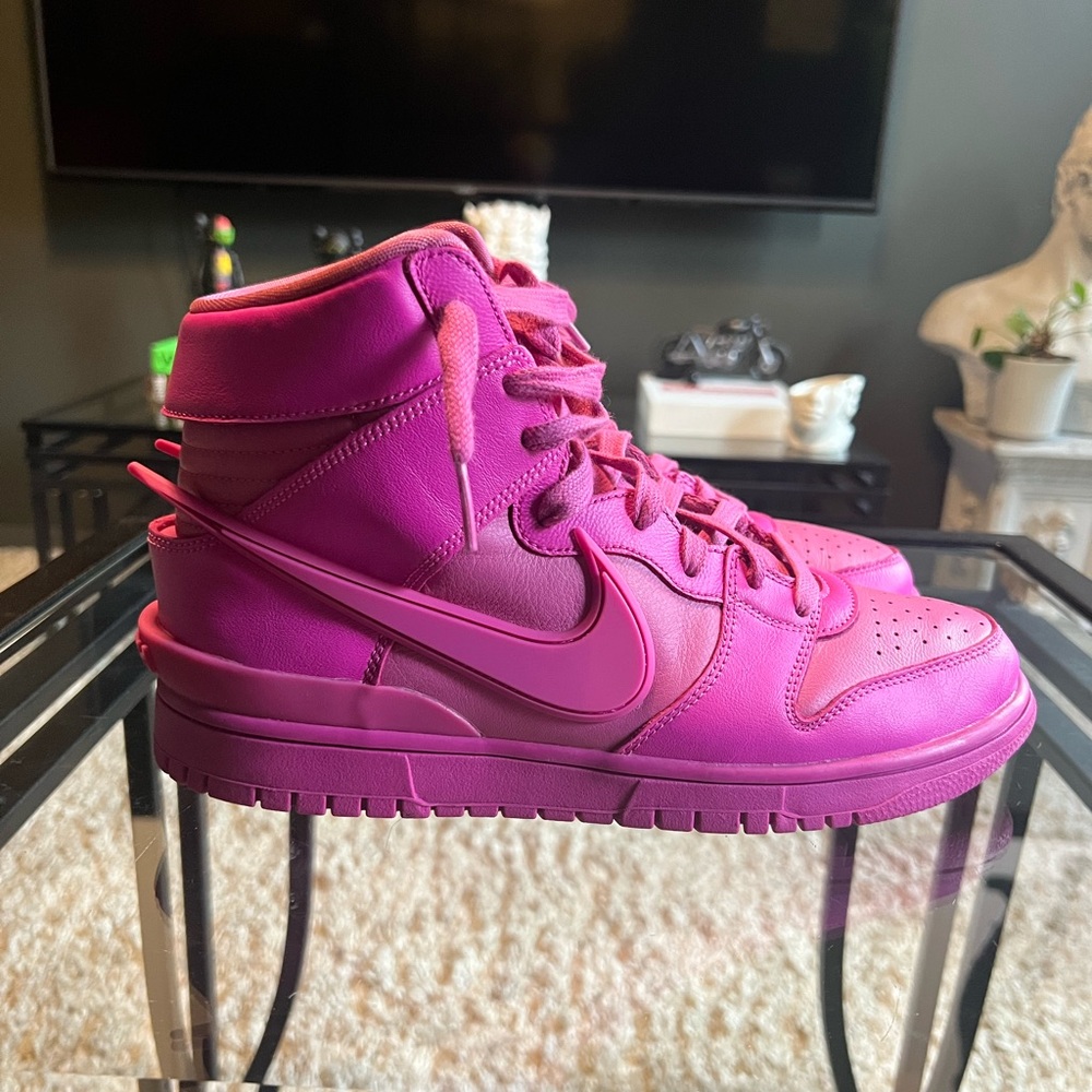 Nike Dunck high Ambush Active Fuchsia like new